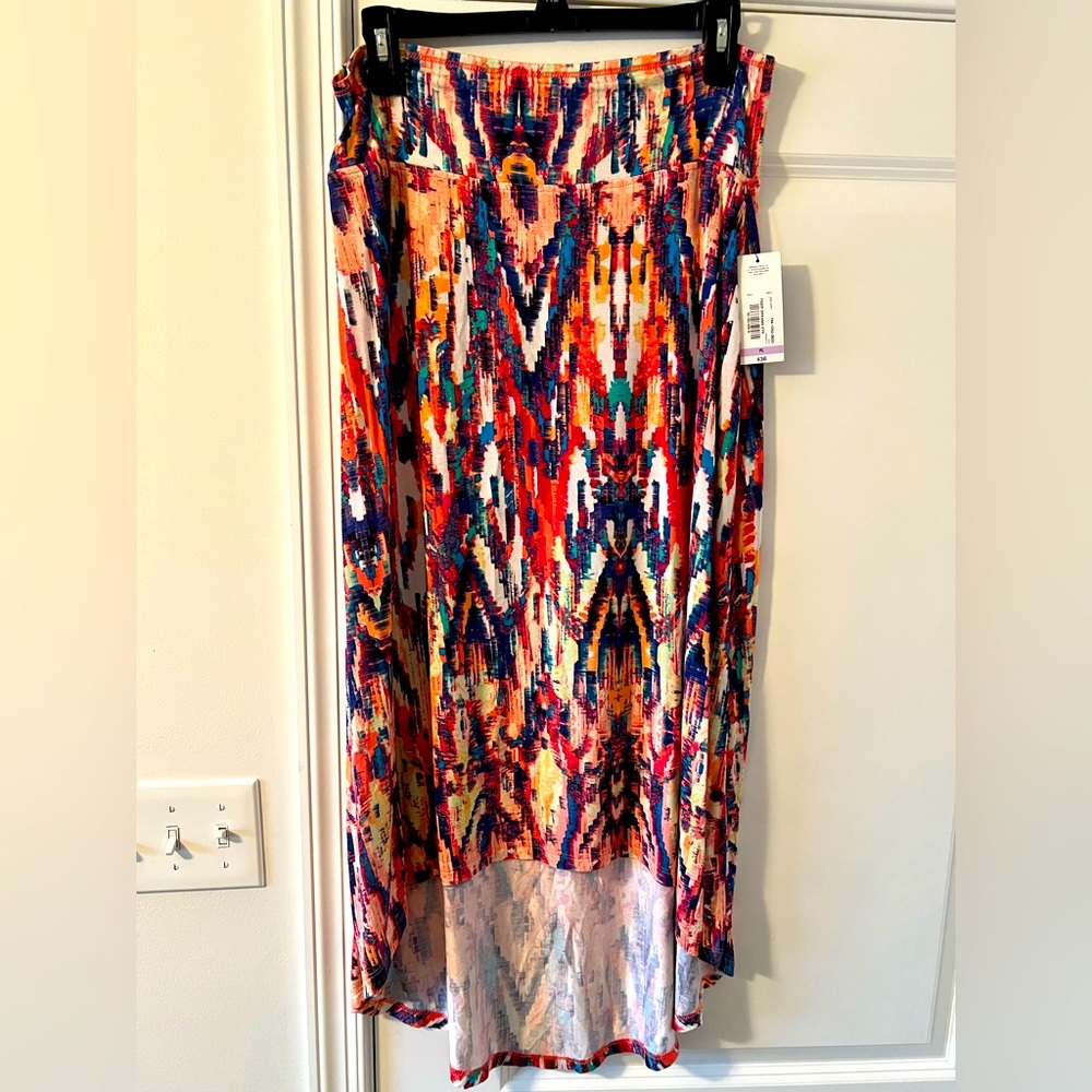a.n.a | NWT Tiger Dreams Multicolored Maxi Skirt. Petite large